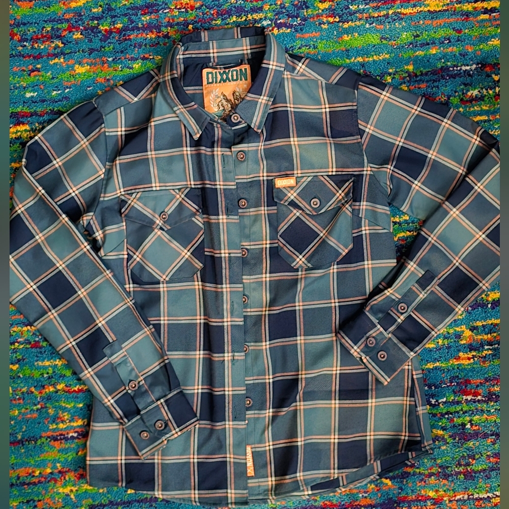 NWT DIXXON Fortunate Youth Womens MD‎ flannel.